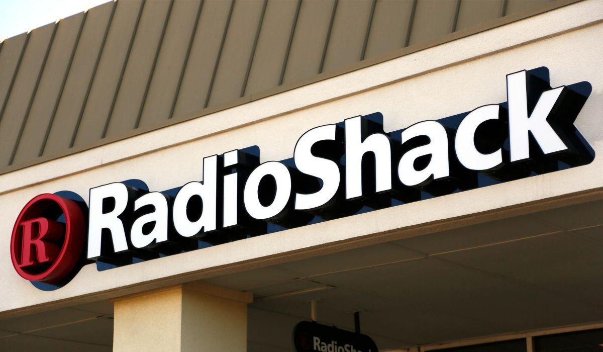 Radio Shack comes back as online retailer